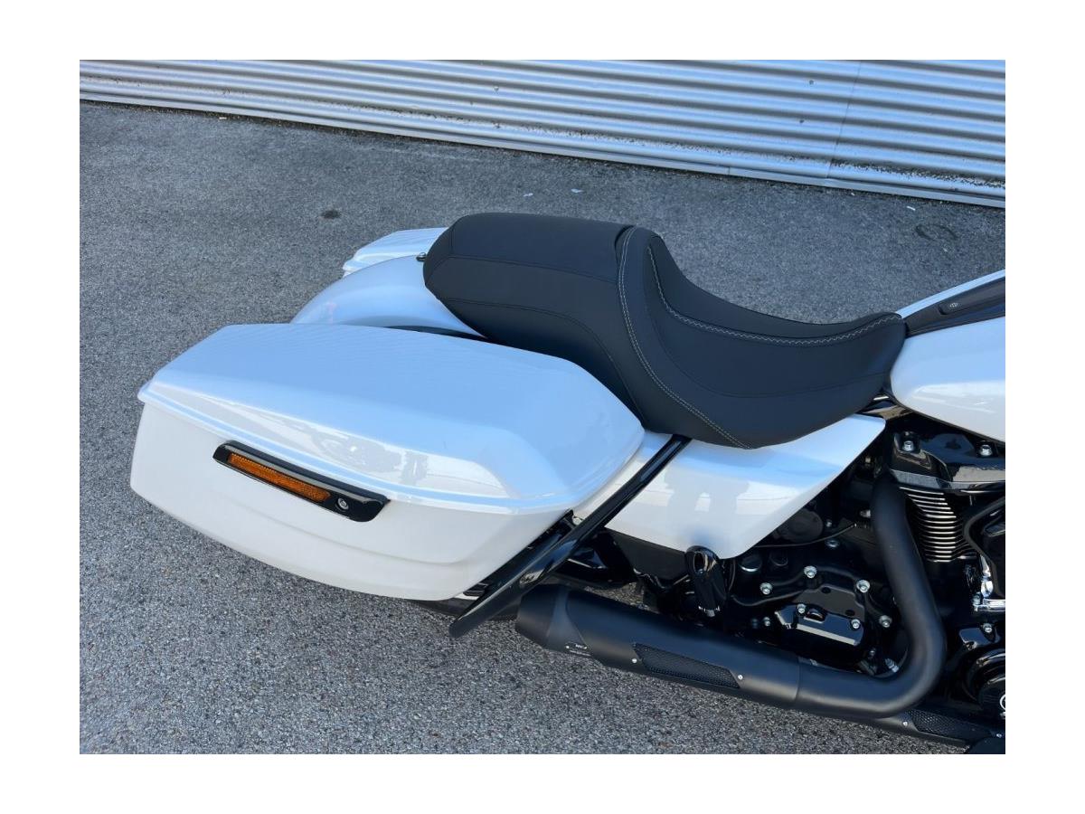 2024 Harley-Davidson Street Glide FLHX
