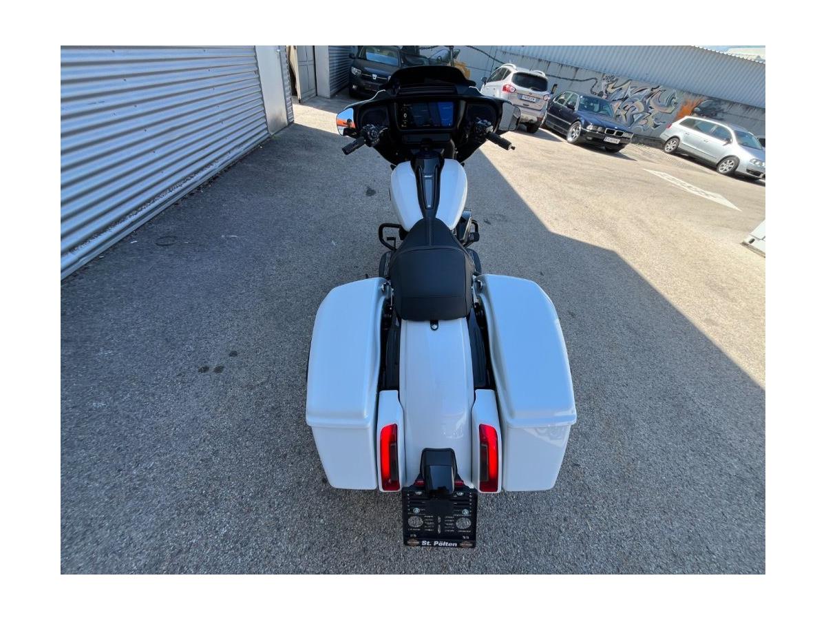 2024 Harley-Davidson Street Glide FLHX