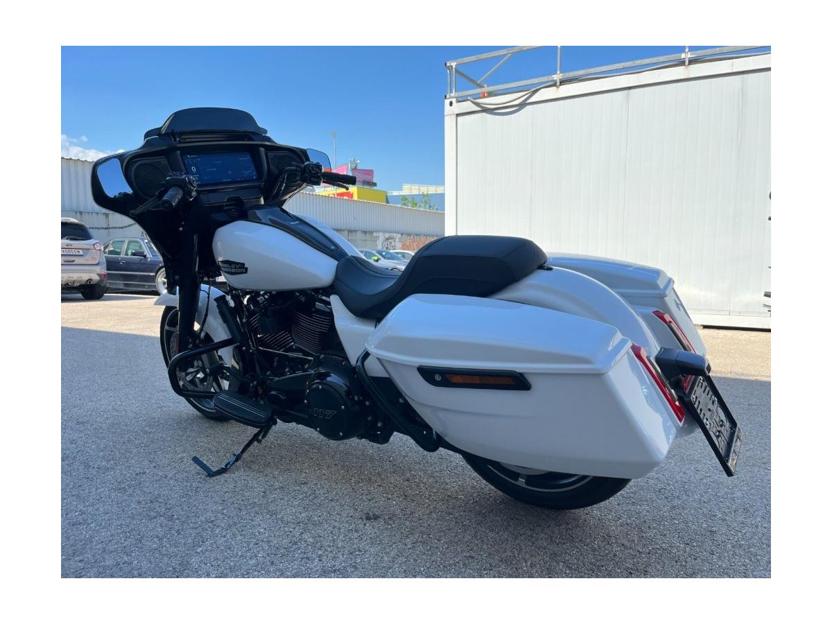 2024 Harley-Davidson Street Glide FLHX