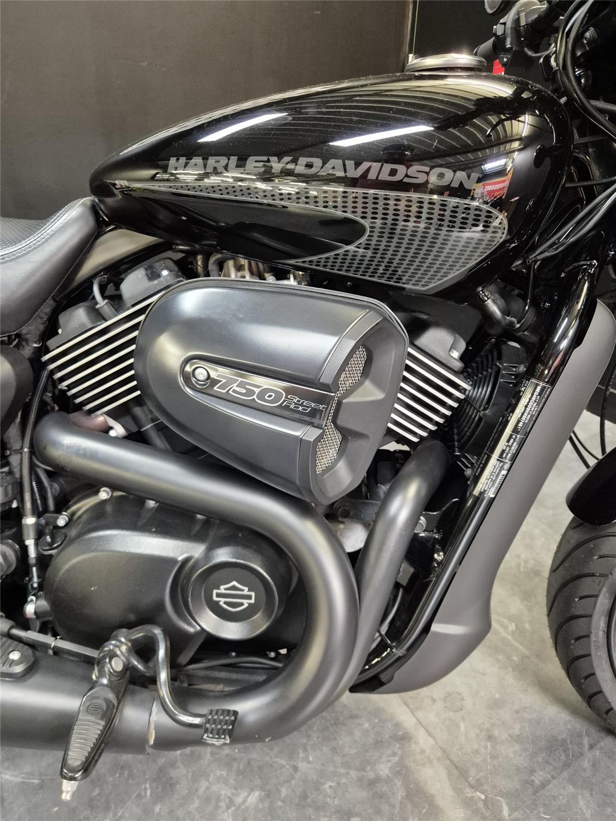 2017 HARLEY-DAVIDSON STREET ROD