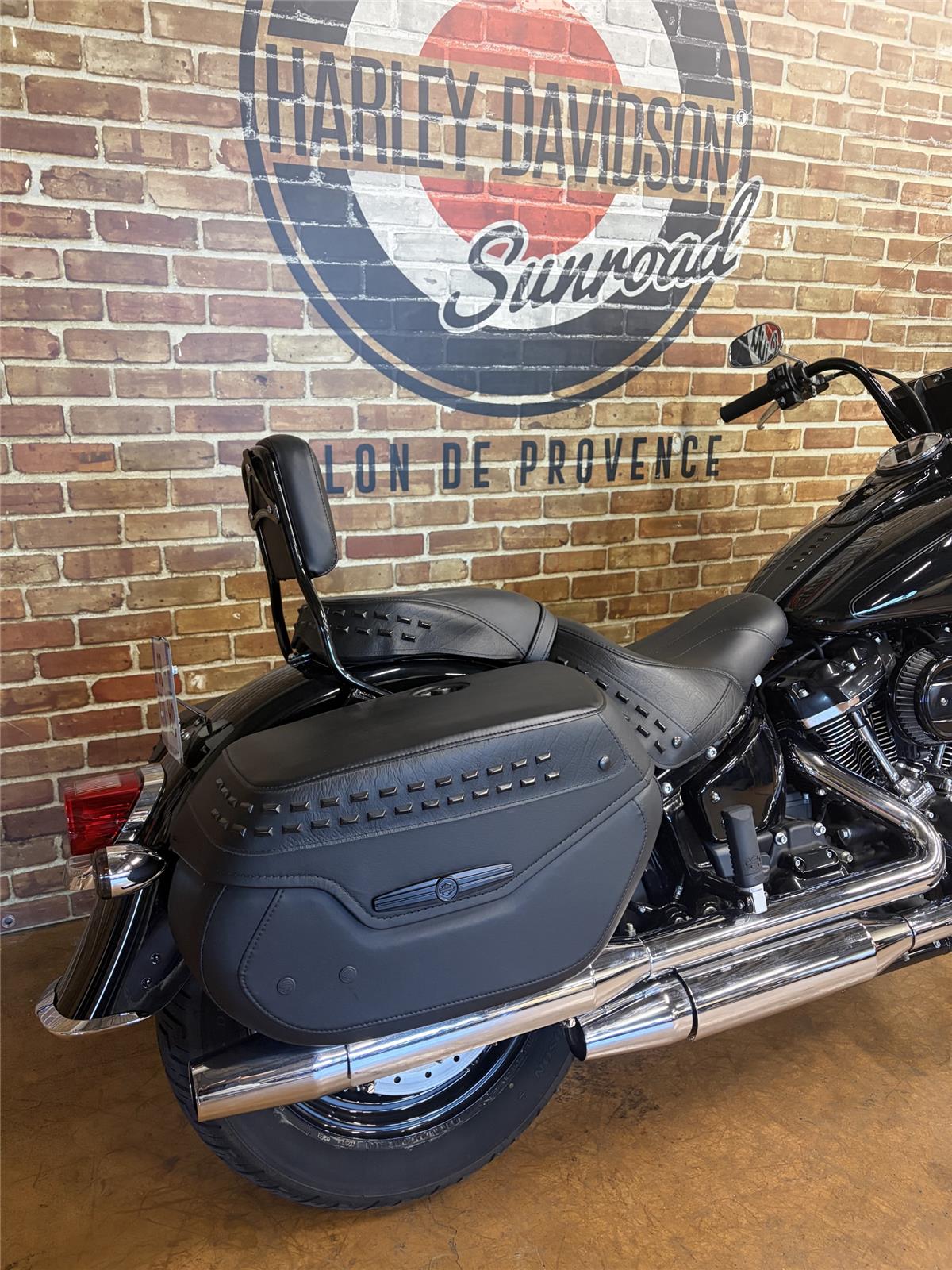 2021 HARLEY-DAVIDSON HERITAGE