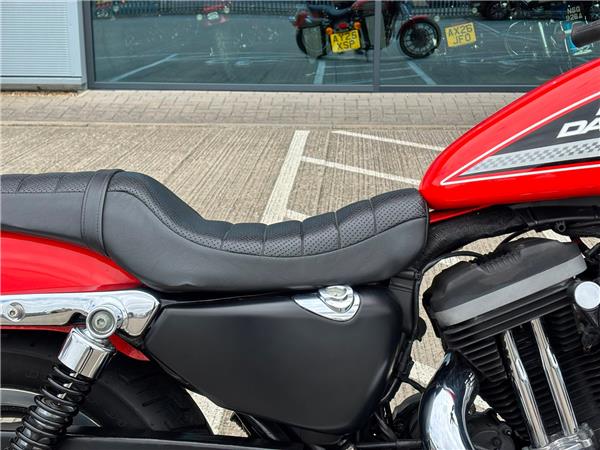 2008 HARLEY-DAVIDSON SPORTSTER XL883R ROADSTER