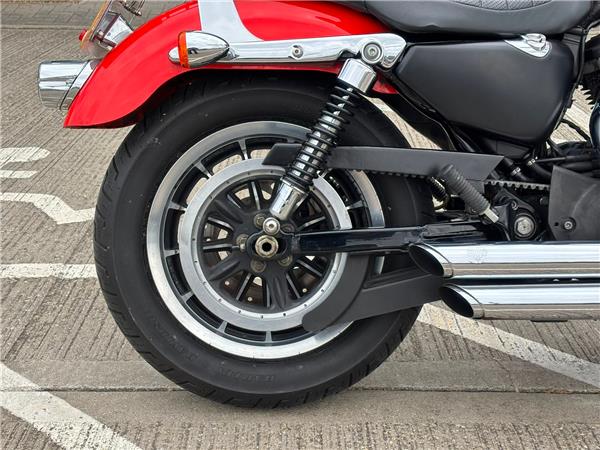 2008 HARLEY-DAVIDSON SPORTSTER XL883R ROADSTER