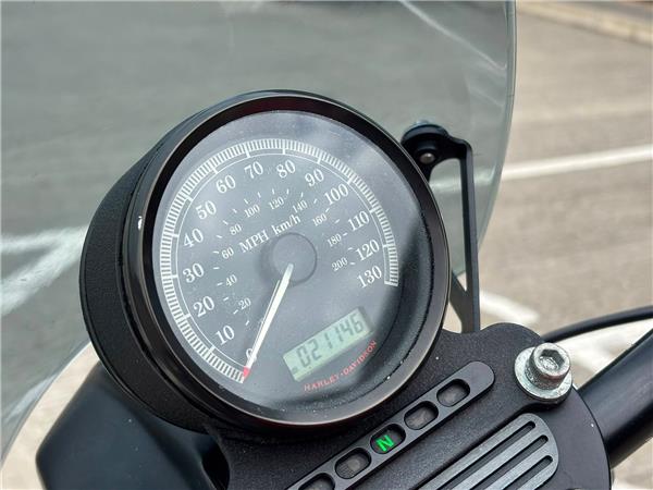 2008 HARLEY-DAVIDSON SPORTSTER XL883R ROADSTER