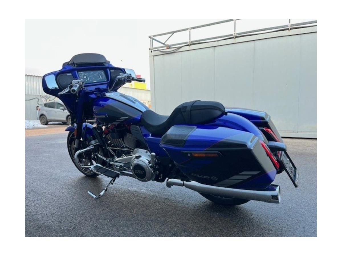 2025 Harley-Davidson CVO Street Glide FLHXSE