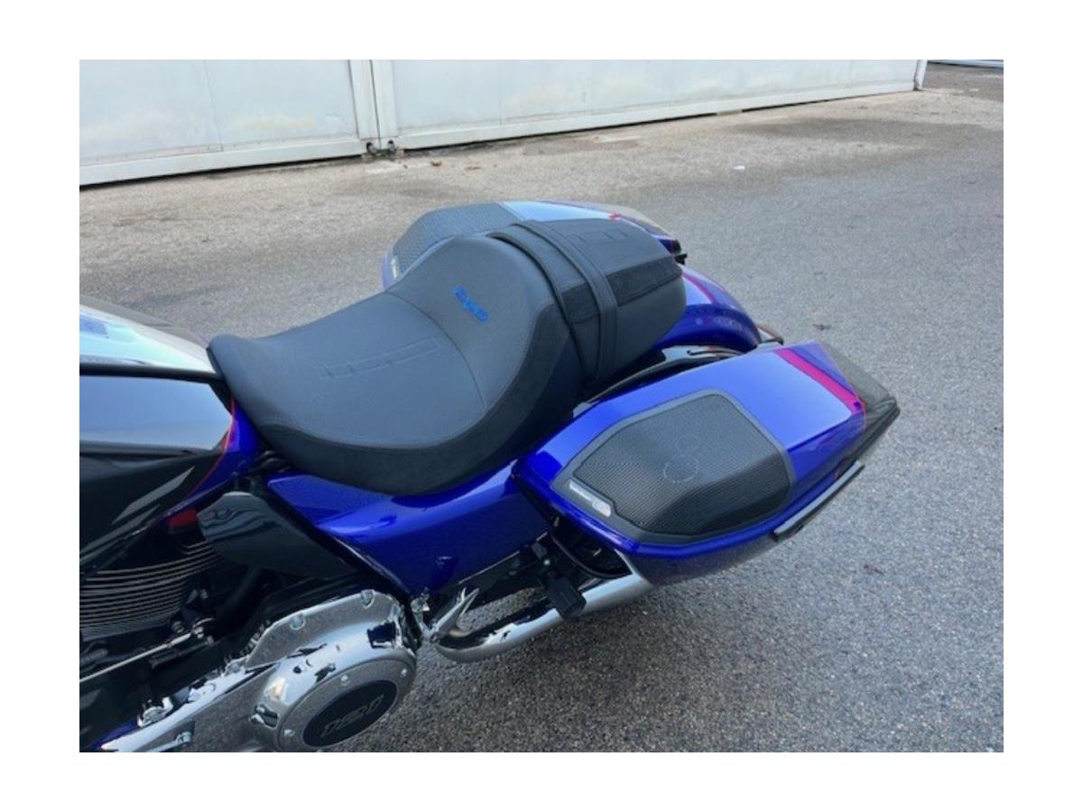 2025 Harley-Davidson CVO Street Glide FLHXSE