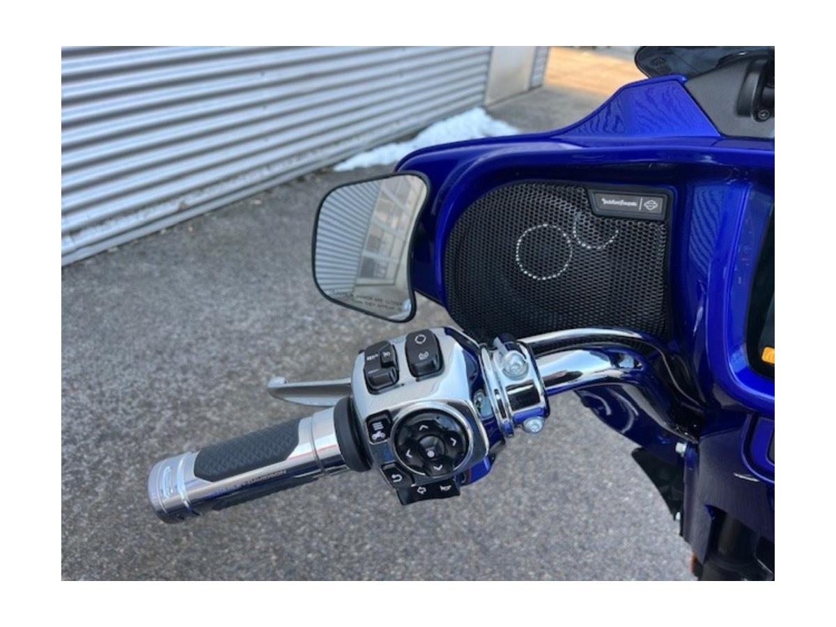 2025 Harley-Davidson CVO Street Glide FLHXSE