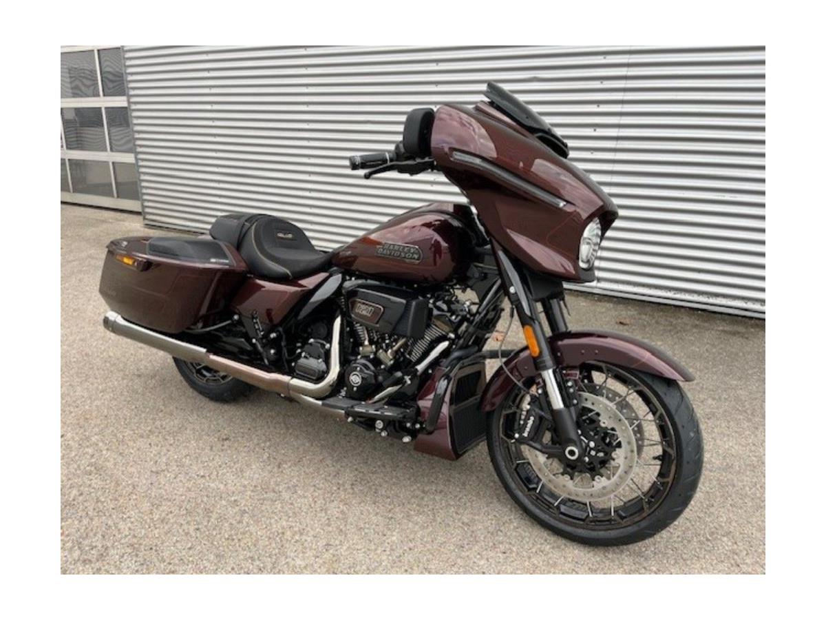 2025 Harley-Davidson CVO Street Glide FLHXSE