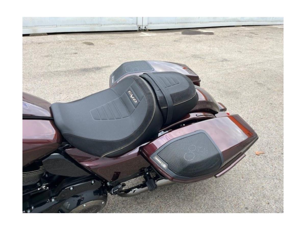 2025 Harley-Davidson CVO Street Glide FLHXSE