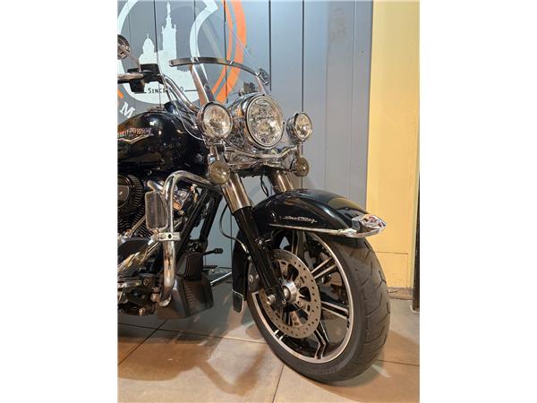 2020 HARLEY-DAVIDSON ROAD KING