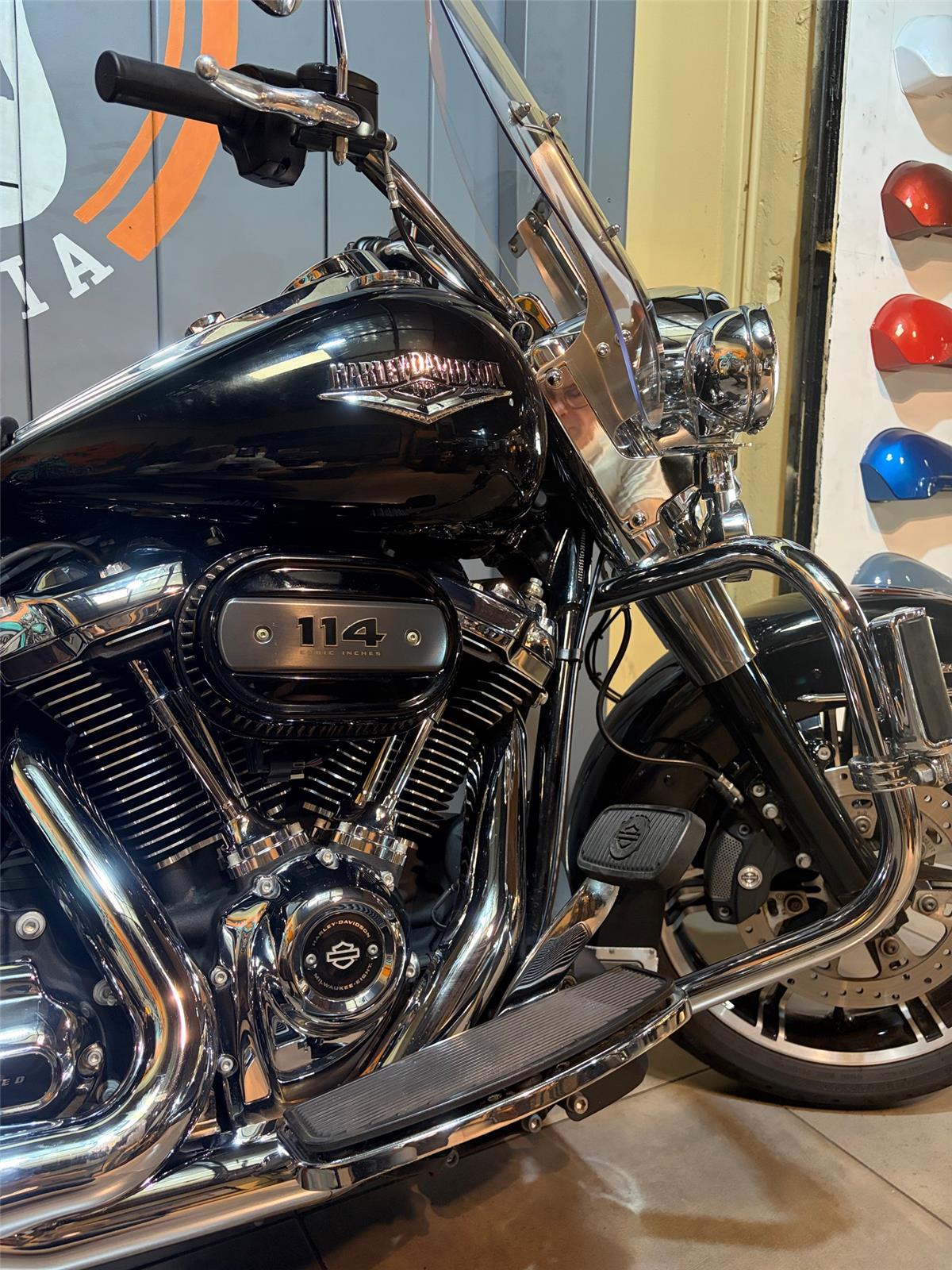 2020 HARLEY-DAVIDSON ROAD KING