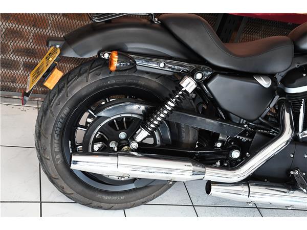 2013 HARLEY-DAVIDSON SPORTSTER XL883N IRON