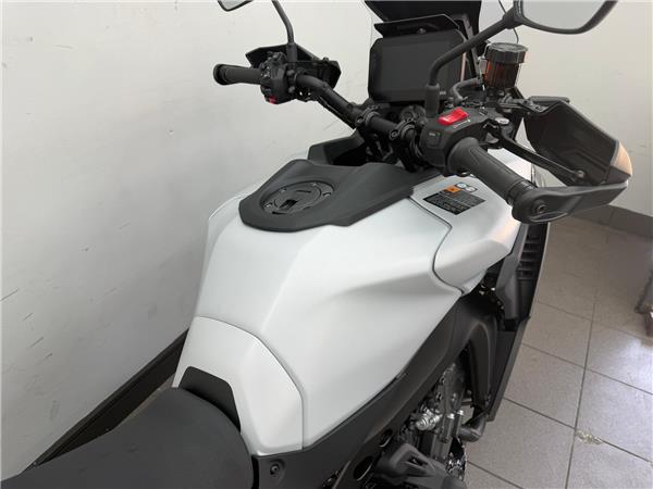 2025 YAMAHA TRACER 9 GT Y-AMT