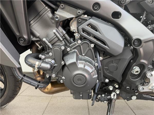 2025 YAMAHA TRACER 9 GT Y-AMT