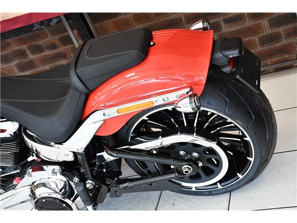 2026 HARLEY-DAVIDSON BREAKOUT 117 