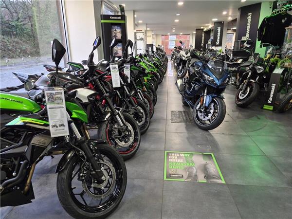 2026 KAWASAKI KLE 500 SE