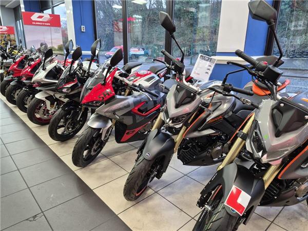 2026 KAWASAKI KLE 500 SE
