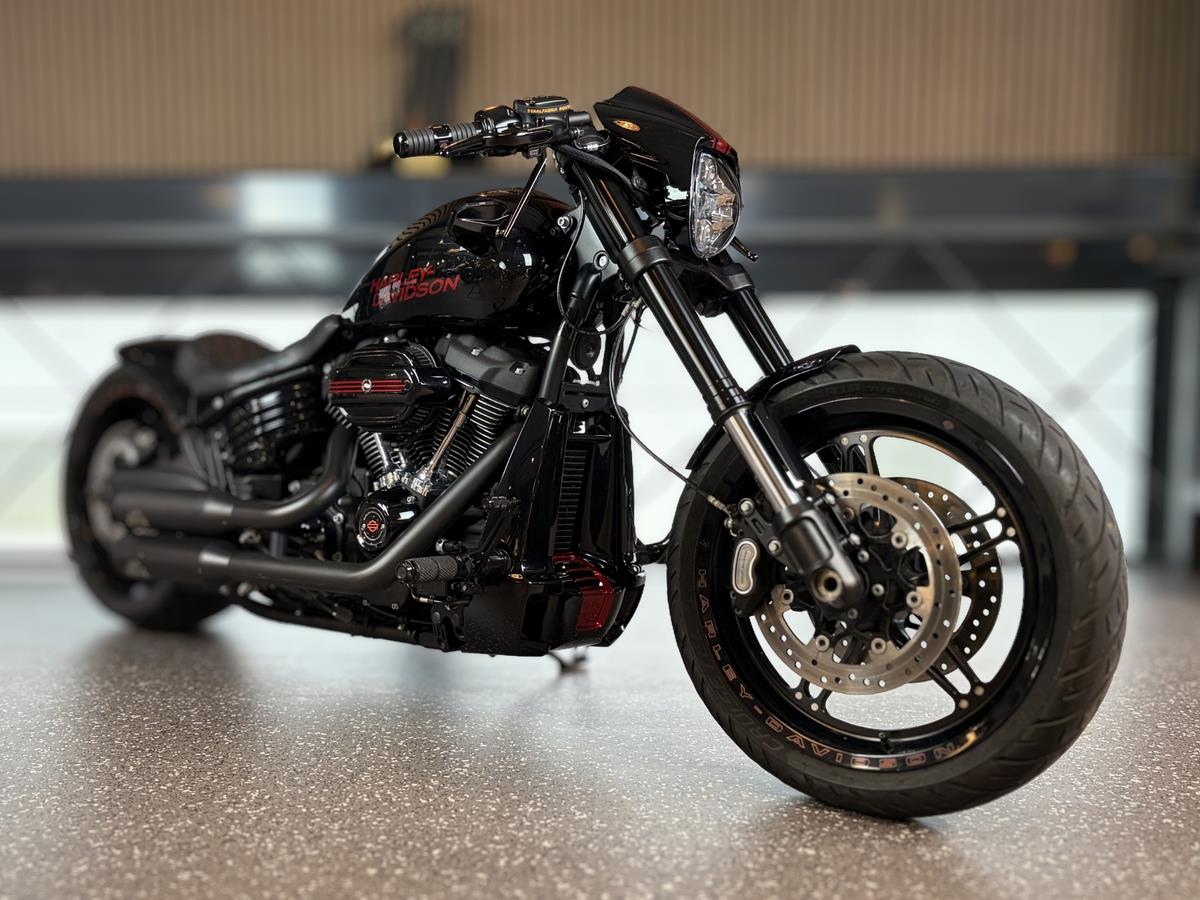 FXDR Softail 114 IM KUNDENAUFTRAG