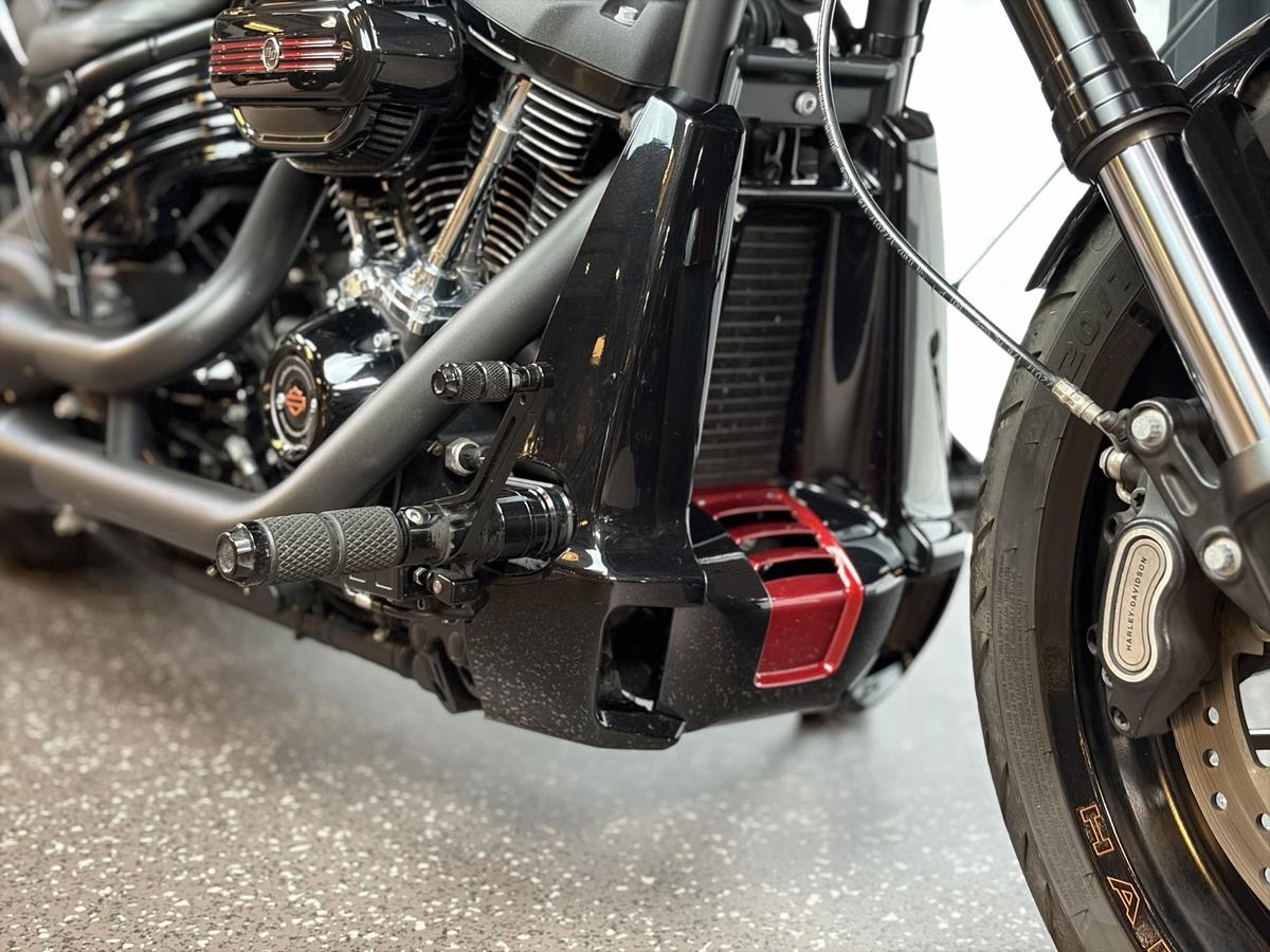 FXDR Softail 114 IM KUNDENAUFTRAG
