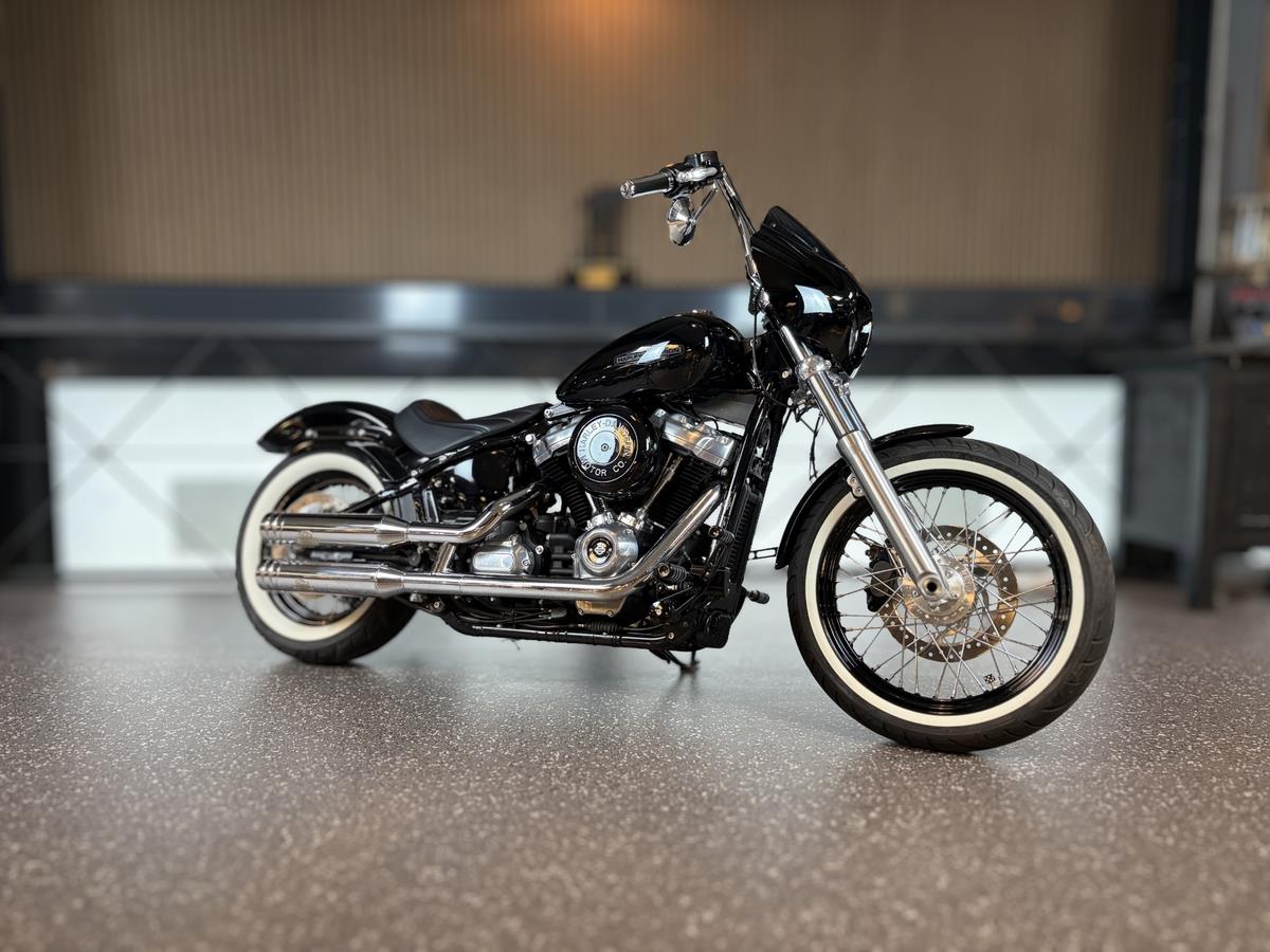 FXST Softail Standard IM KUNDENAUFTRAG