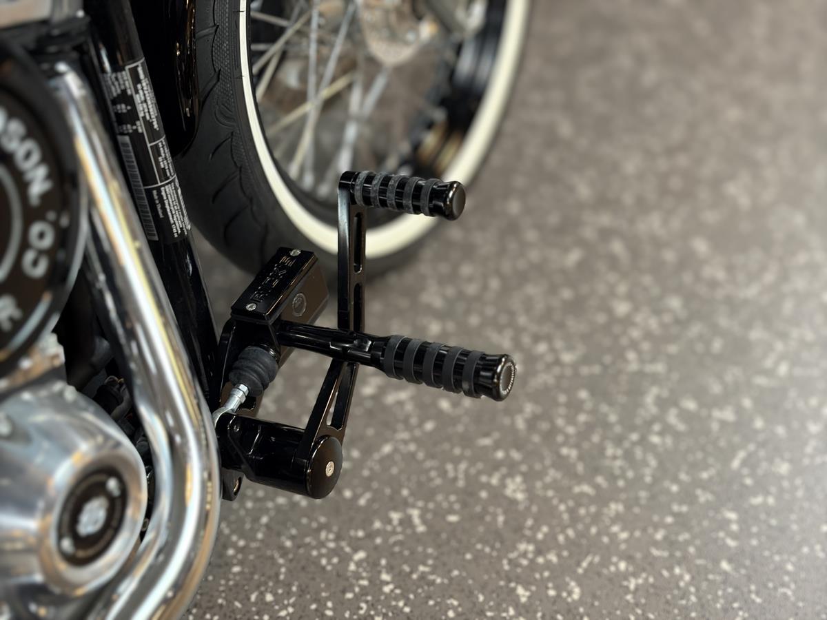 FXST Softail Standard IM KUNDENAUFTRAG