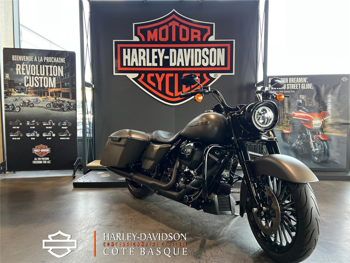 2018 HARLEY-DAVIDSON ROAD KING