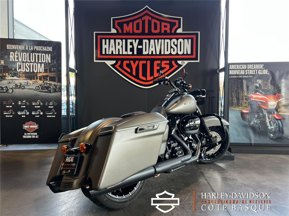 2018 HARLEY-DAVIDSON ROAD KING