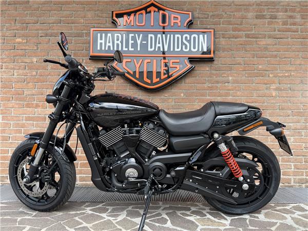 Harley-Davidson Street Rod 750