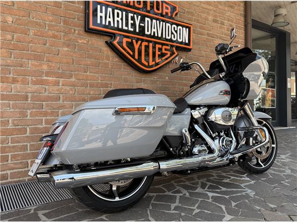 Harley-Davidson Touring Road Glide 117