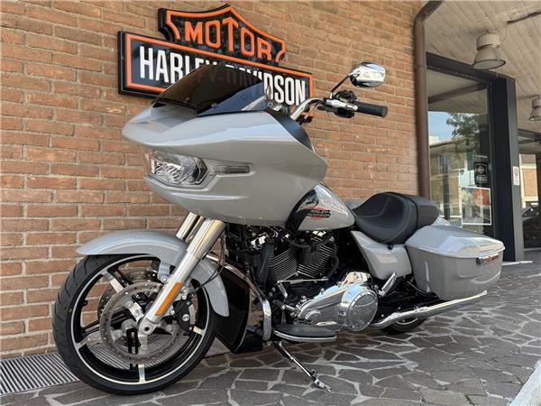 Harley-Davidson Touring Road Glide 117