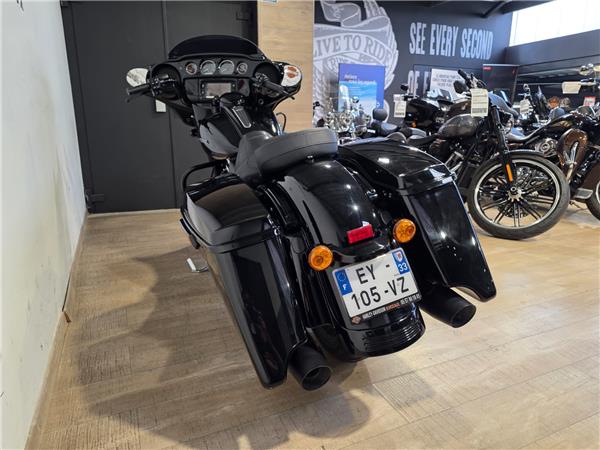 2018 HARLEY-DAVIDSON STREET GLIDE