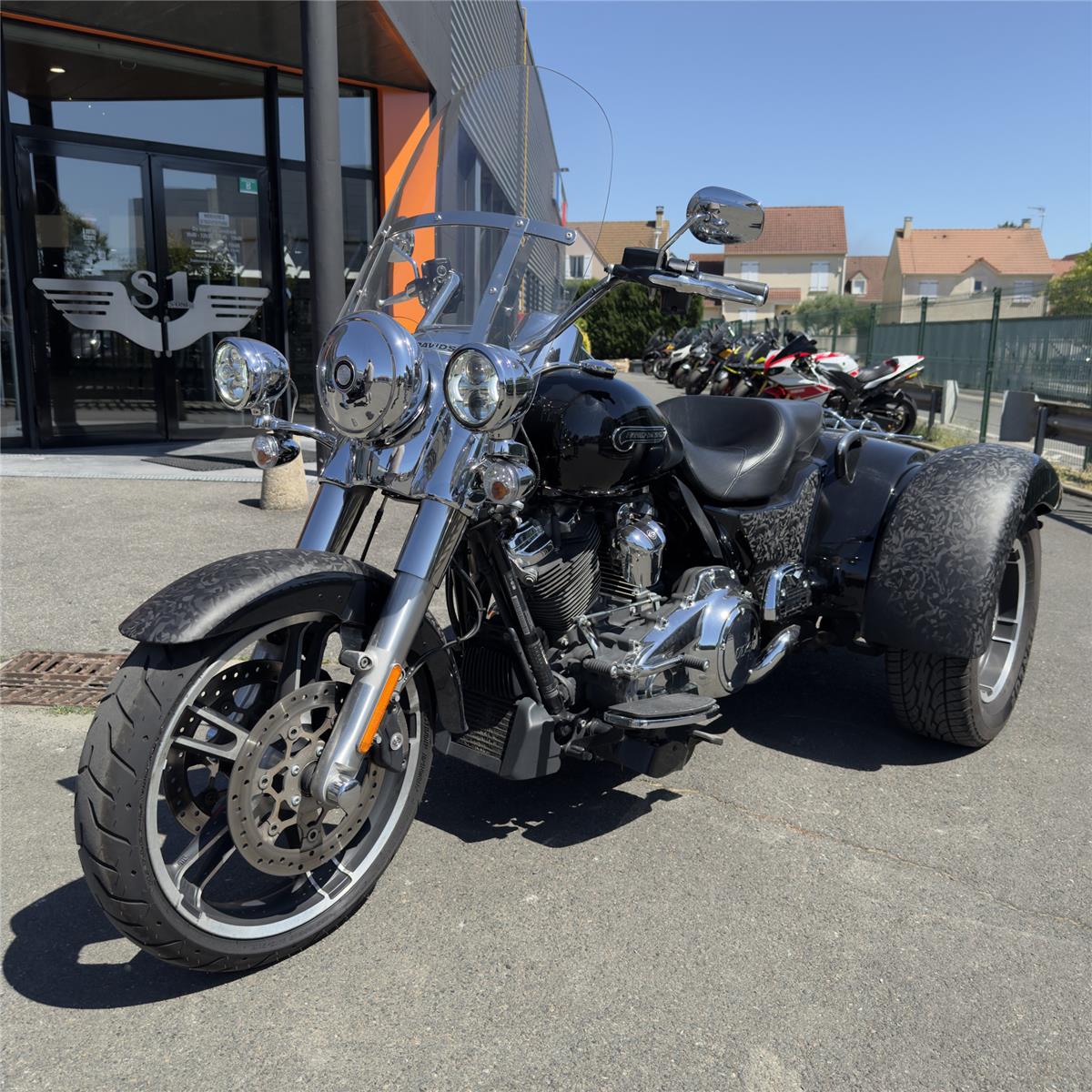 2020 HARLEY-DAVIDSON FREEWHEELER