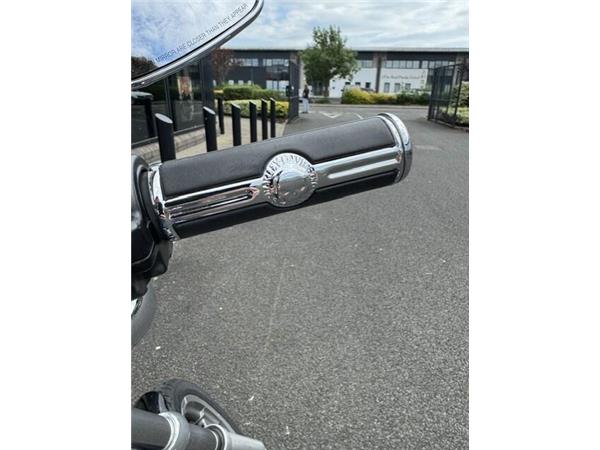2023 Harley-Davidson Softail Standard