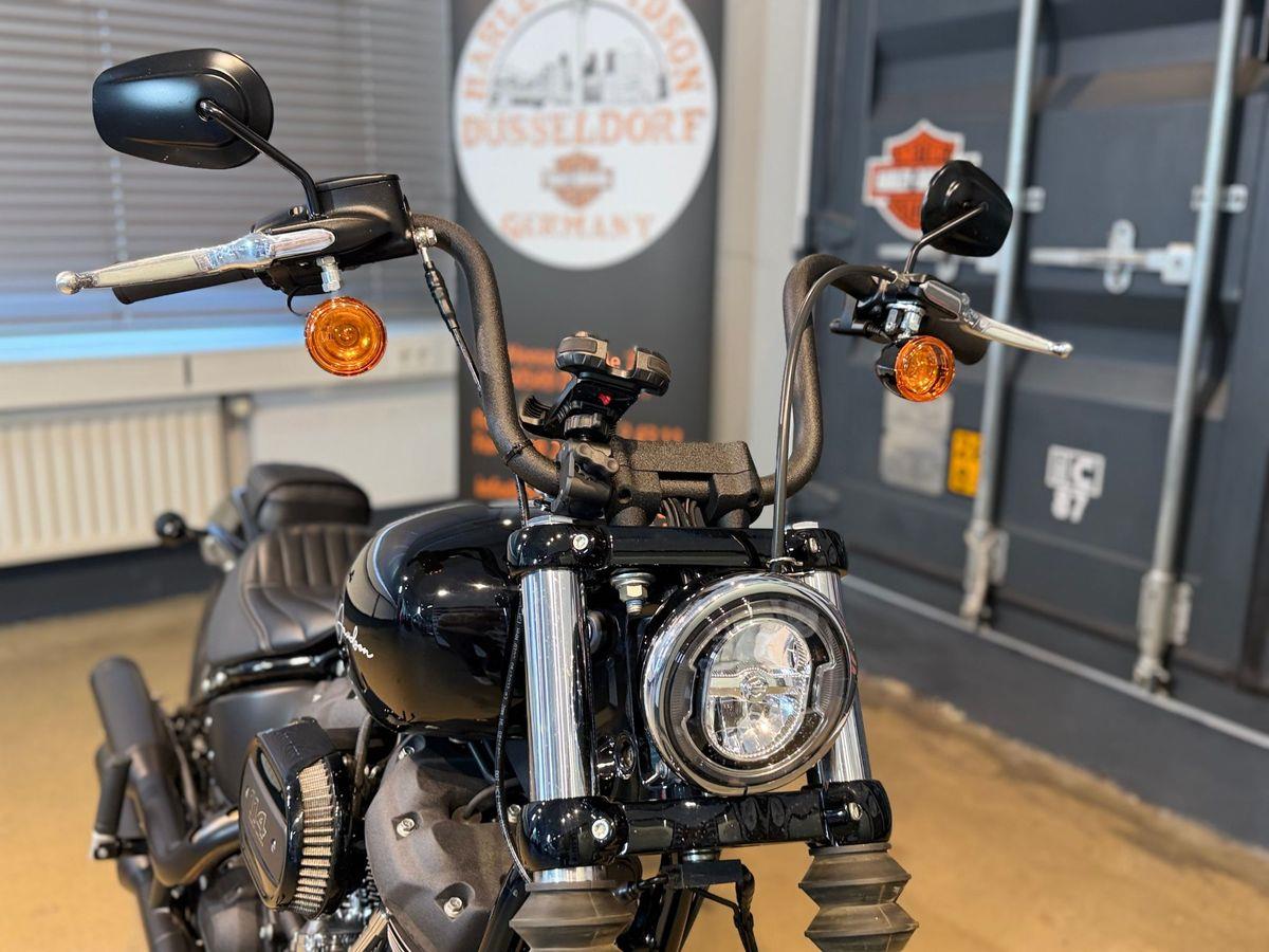 FXBBS Street Bob 114 