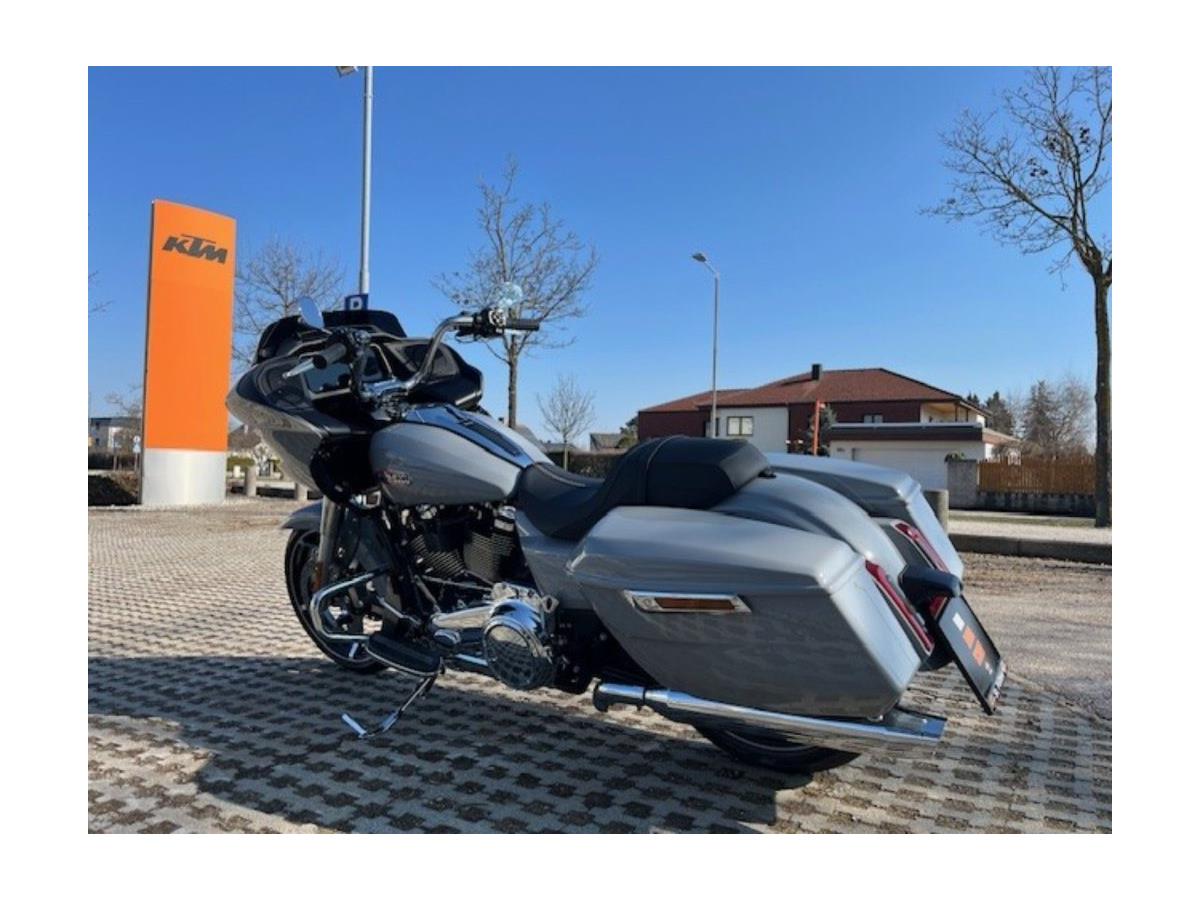 2026 Harley-Davidson Road Glide FLTRX