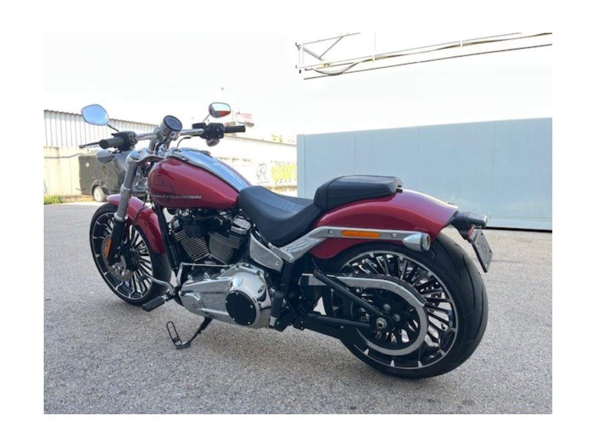 2025 Harley-Davidson Softail Breakout 117