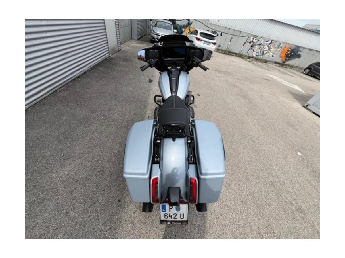 2025 Harley-Davidson Street Glide FLHX