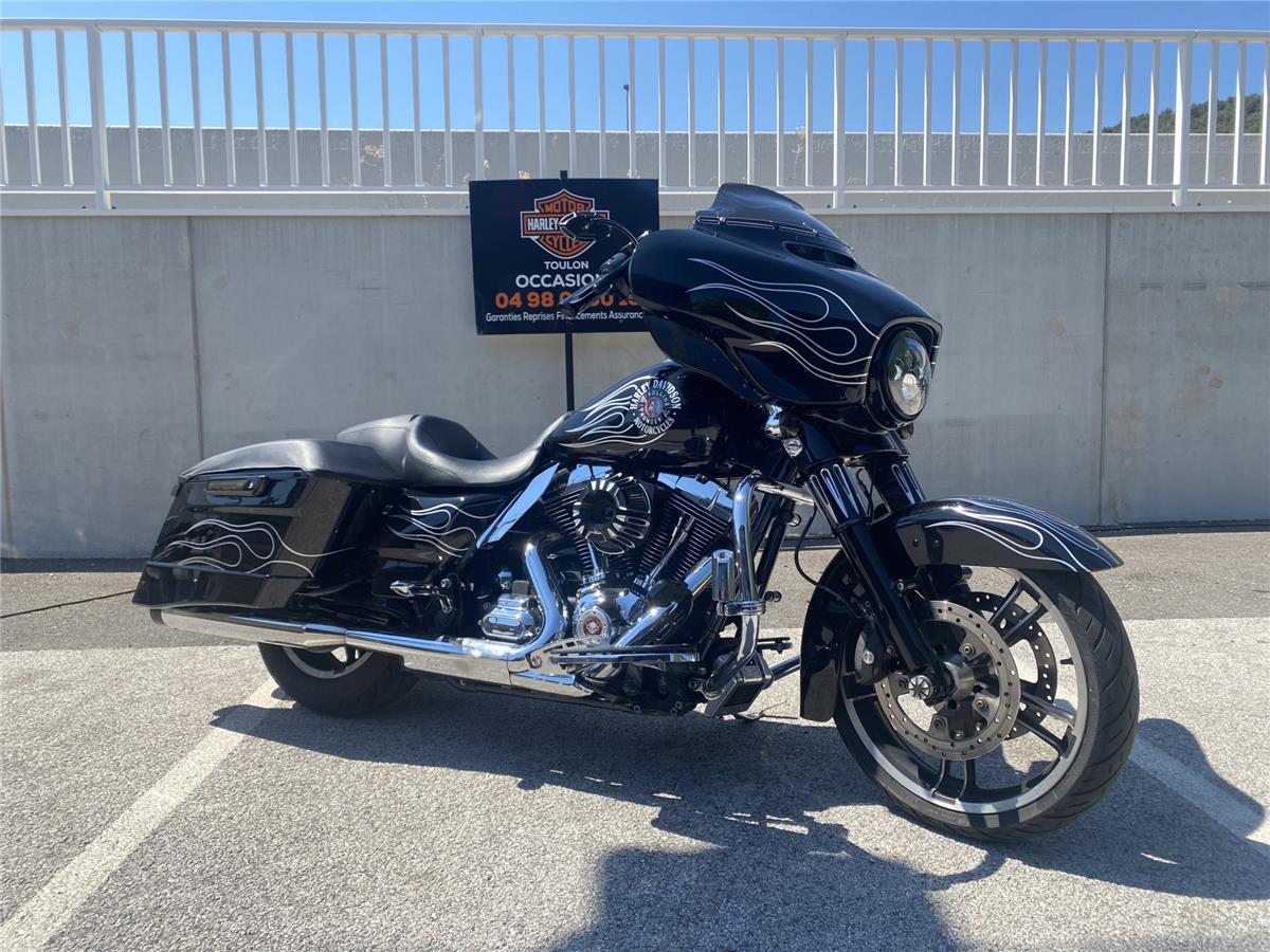 2015 HARLEY-DAVIDSON STREET GLIDE