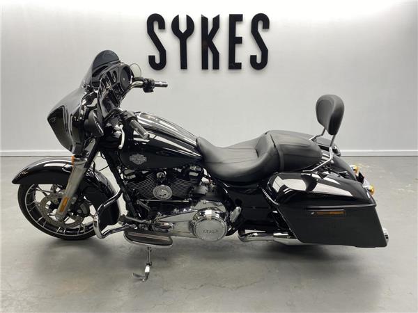 2023 Harley-Davidson Street Glide Special