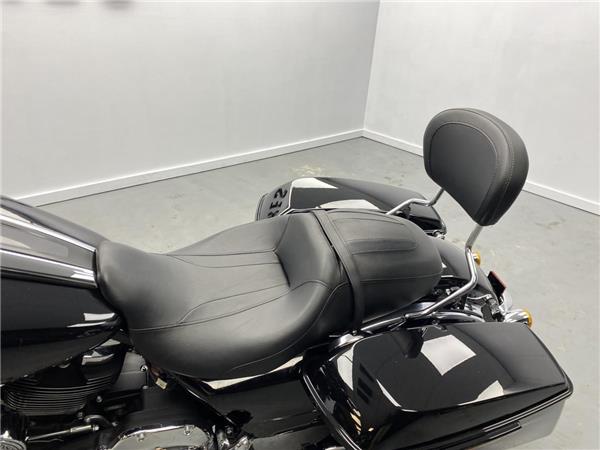 2023 Harley-Davidson Street Glide Special