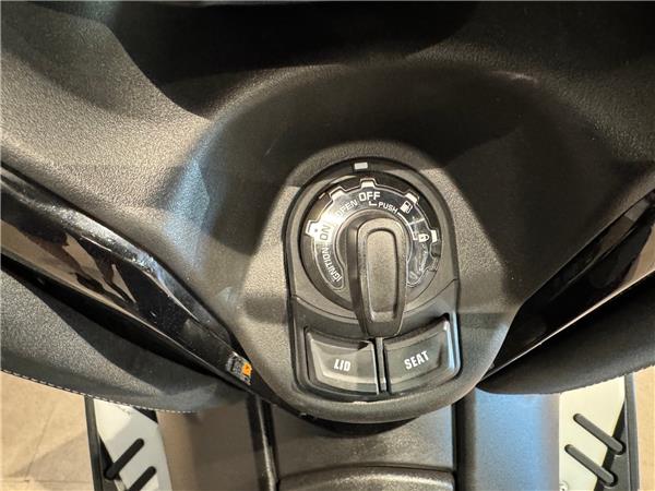 2024 YAMAHA XMAX 125 TECH MAX