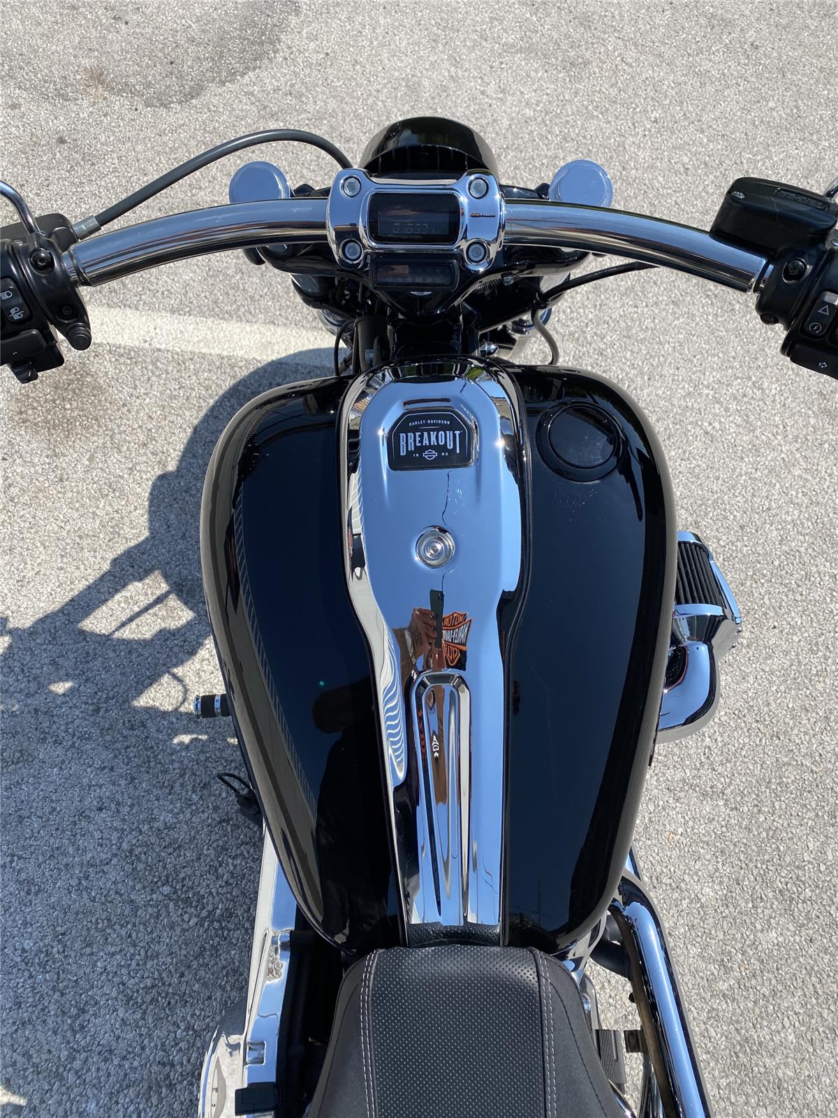 2023 HARLEY-DAVIDSON BREAKOUT