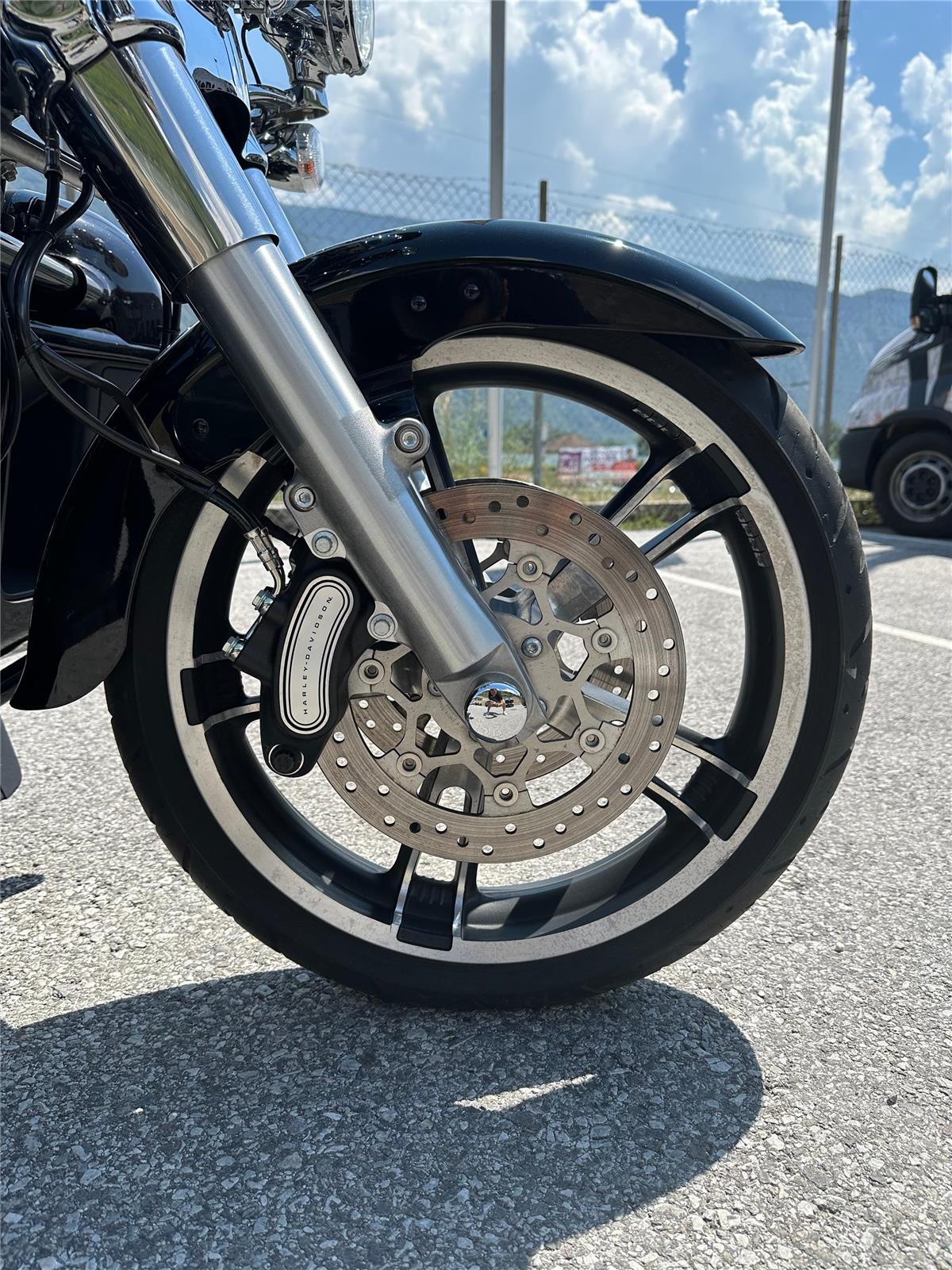 2017 harley-davidson FLRT Freewheeler