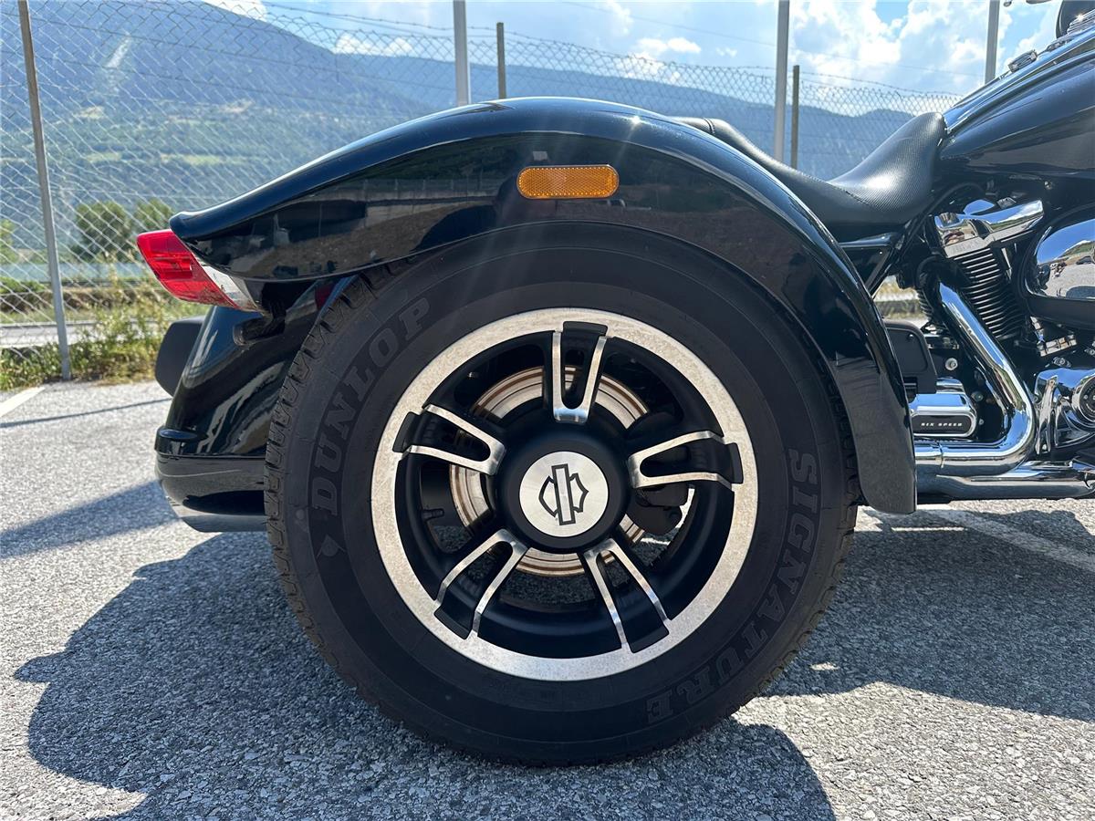 2017 harley-davidson FLRT Freewheeler