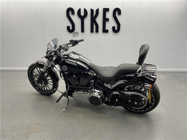 2014 Harley-Davidson Breakout