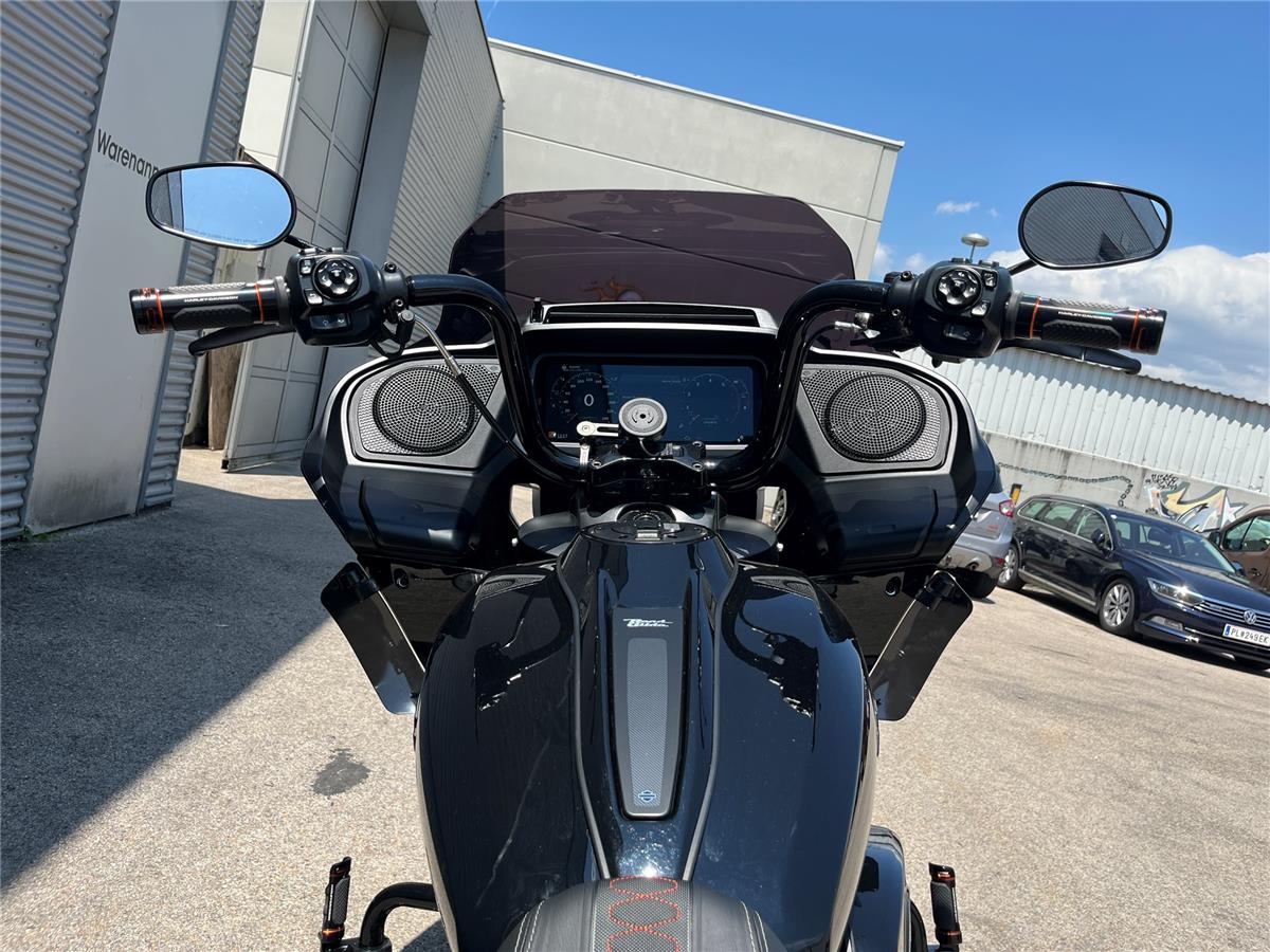 2026 Harley-Davidson Road Glide FLTRX