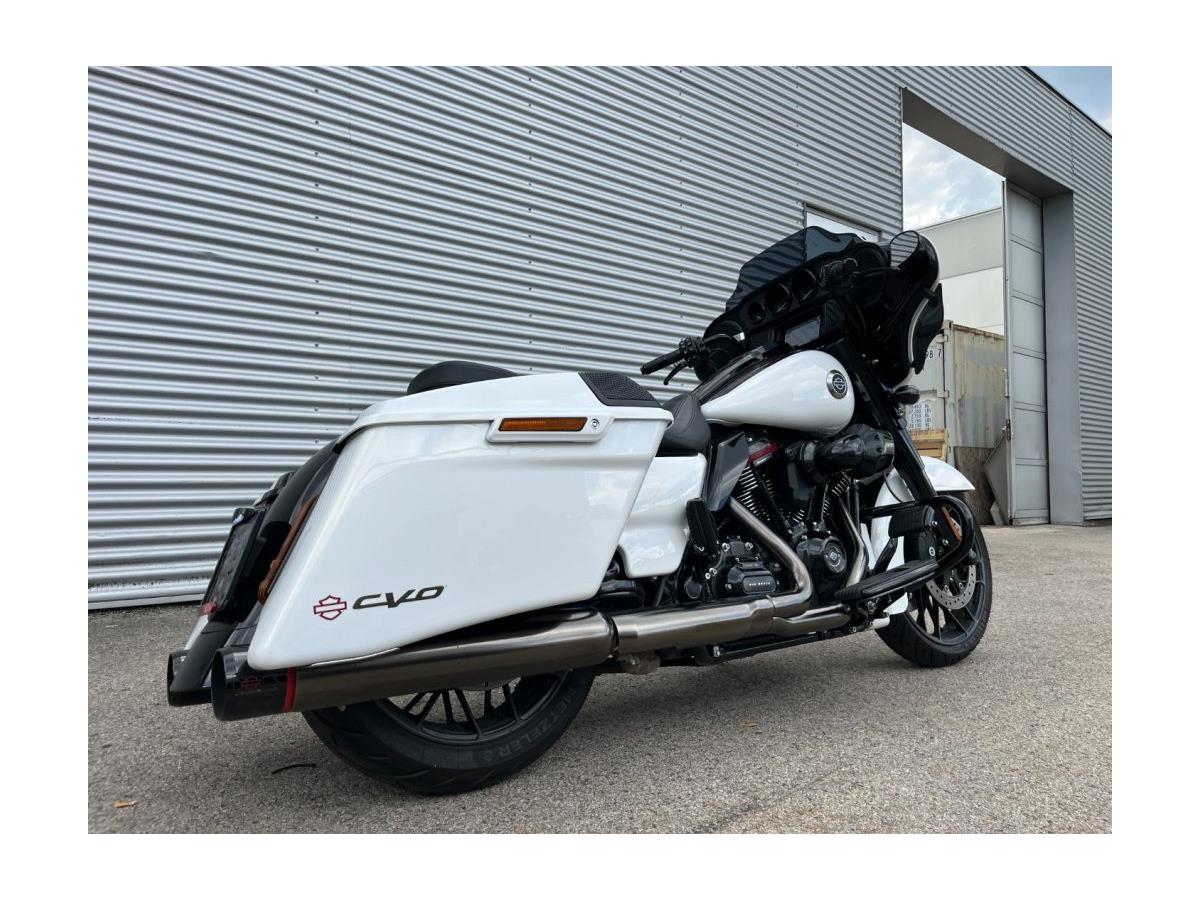 2021 Harley-Davidson CVO Street Glide FLHXSE