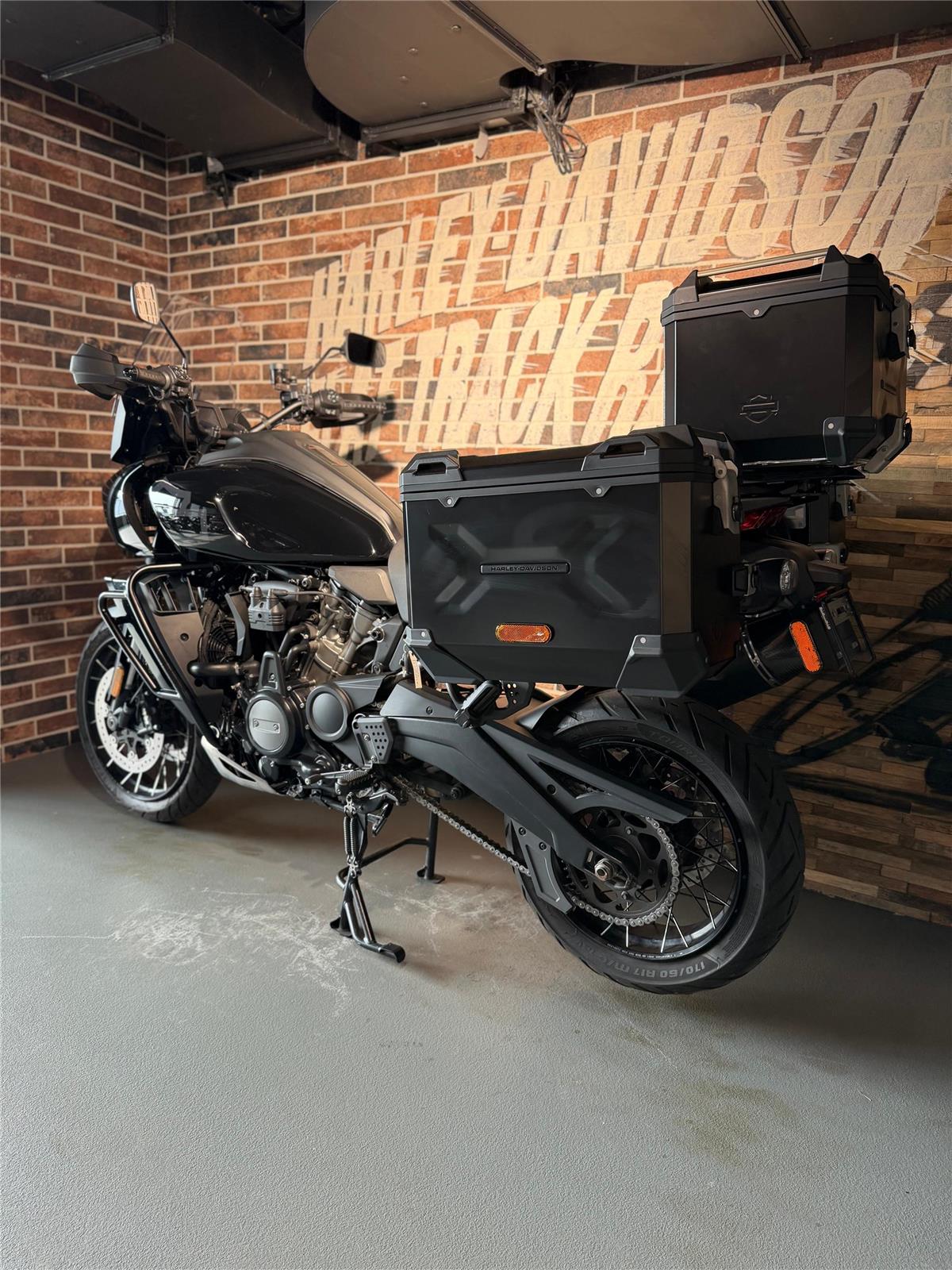 2021 harley-davidson RA Pan America 1250 Special