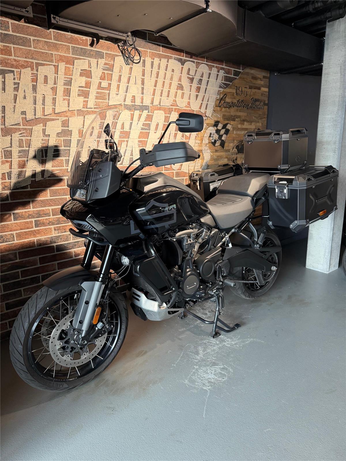 2021 harley-davidson RA Pan America 1250 Special