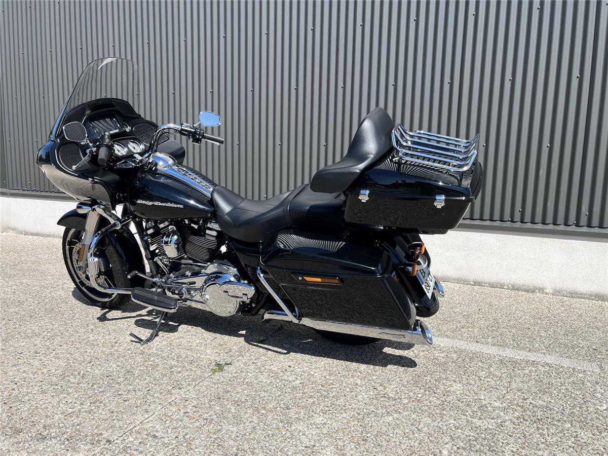 2018 HARLEY-DAVIDSON ROAD GLIDE